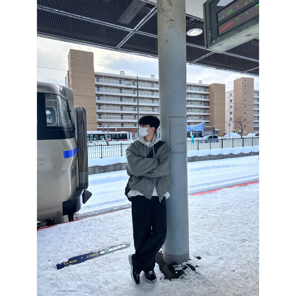 【Metanoia】韓國設計 可拆帽MA-1飛行外套